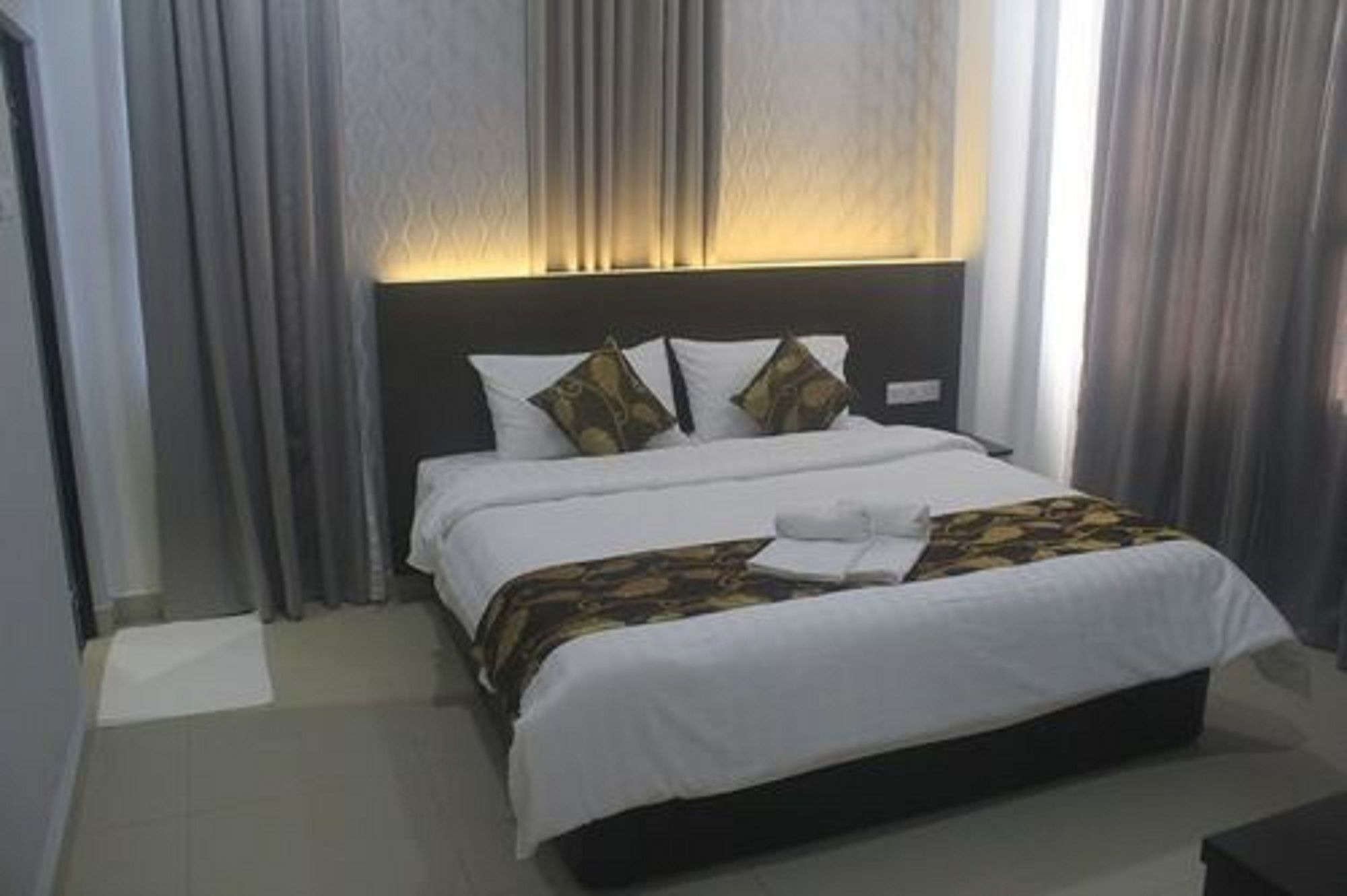 D'Metro Hotel Шах-Алам Екстер'єр фото